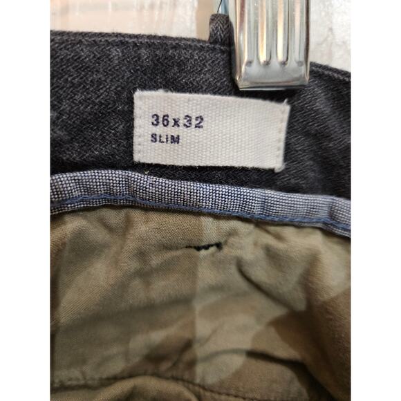 Gap Men's Pants Size 36x32 Great Condition! - Picture 3 of 4